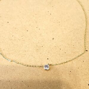 Gold chain with solitare diamond necklace